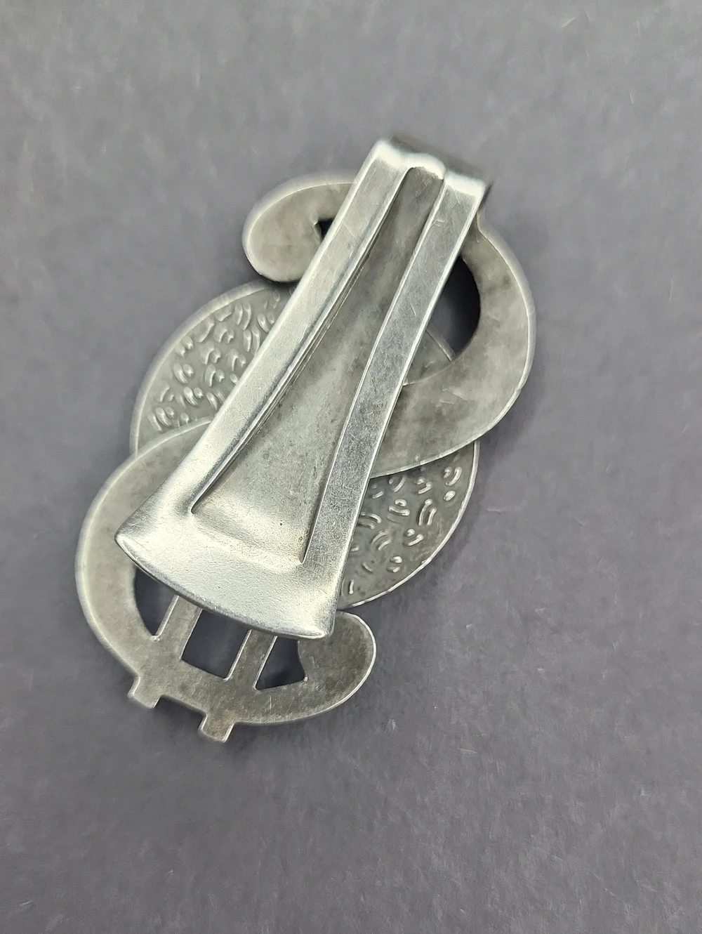 N/A classic silver